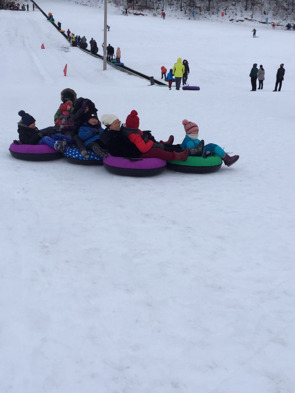 黑龍江大灣滑雪場冰雪樂園成功開幕，河北迪特加油助威